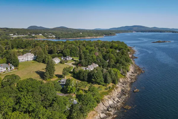 $639,000 | 43 Eastward, Unit 43, Rockport, ME 04856