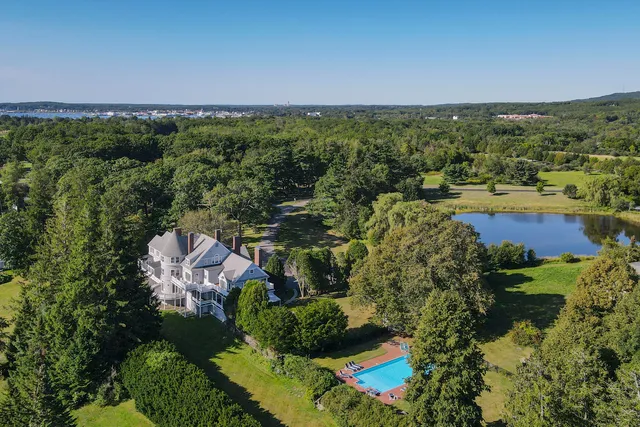 $639,000 | 43 Eastward, Unit 43, Rockport, ME 04856