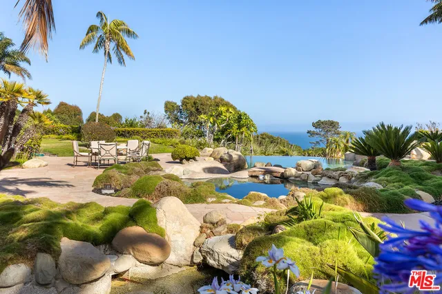 $23,500,000 | 7160 Dume Drive, Malibu, CA 90265