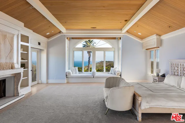 $23,500,000 | 7160 Dume Drive, Malibu, CA 90265