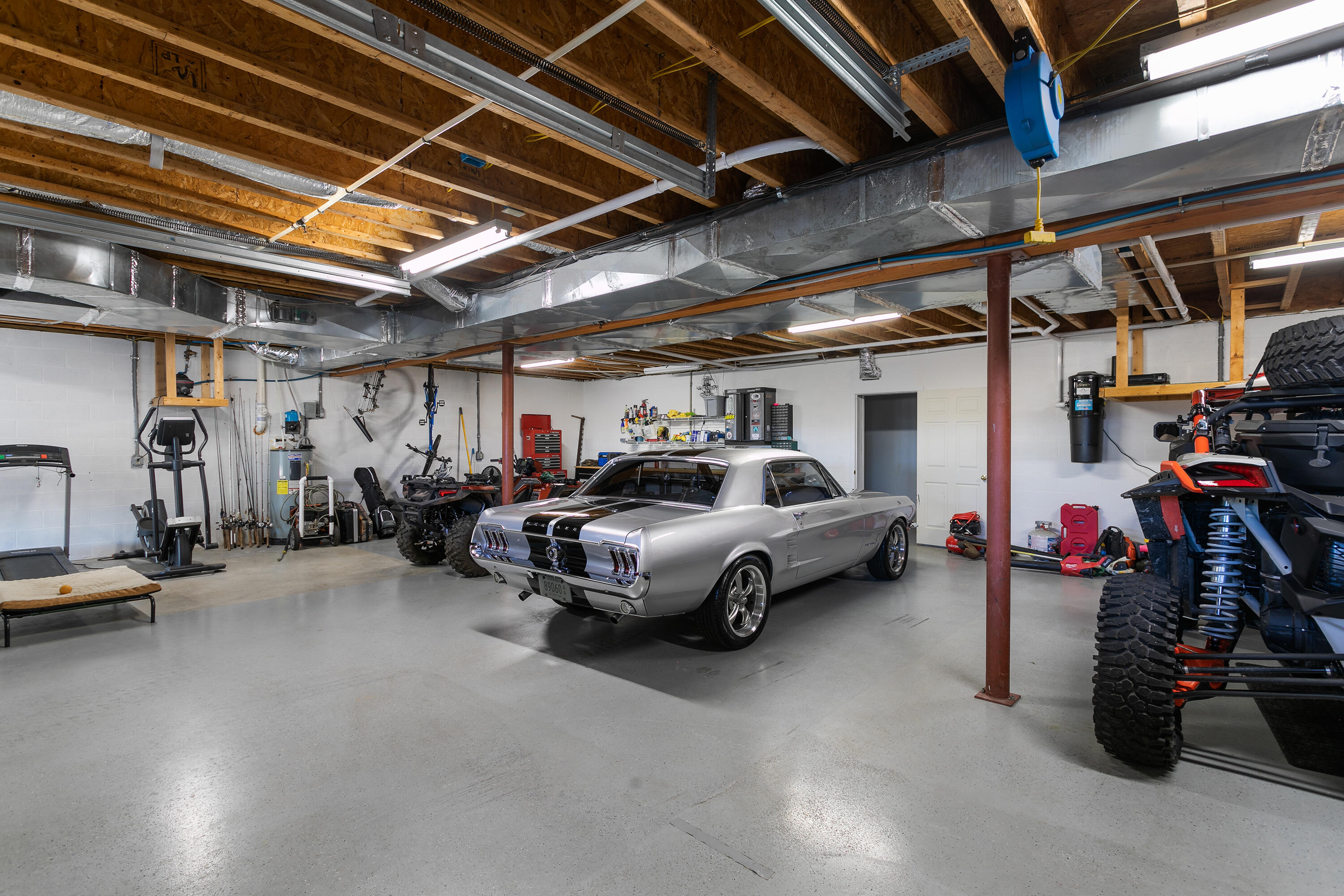 4226 McDonald Road Apison, TN 37302 - Photo 45 of 51 4226 McDonald Rd_Garage 2