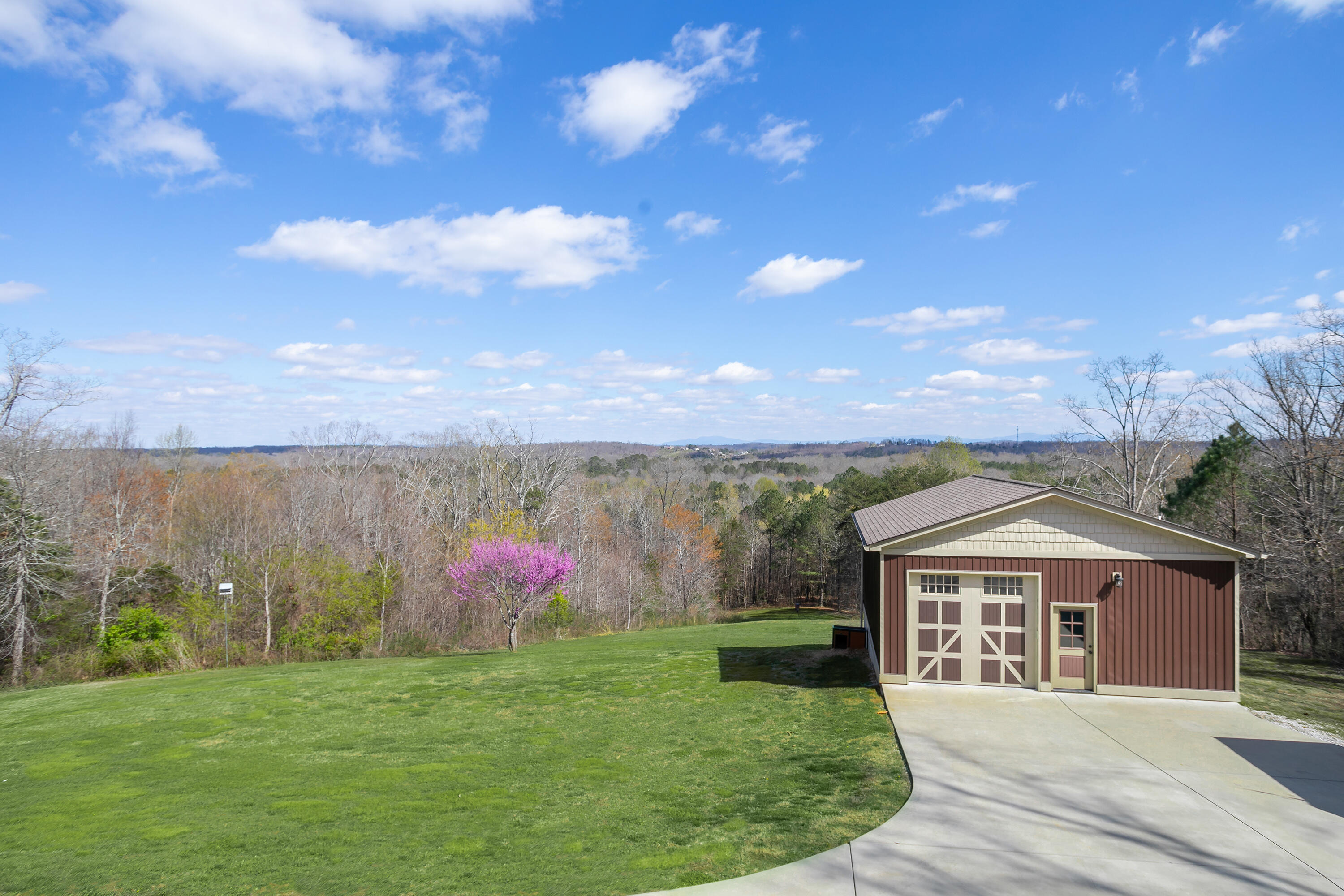 4226 McDonald Road Apison, TN 37302 - Photo 47 of 51 4226 McDonald Rd_Sunroom View