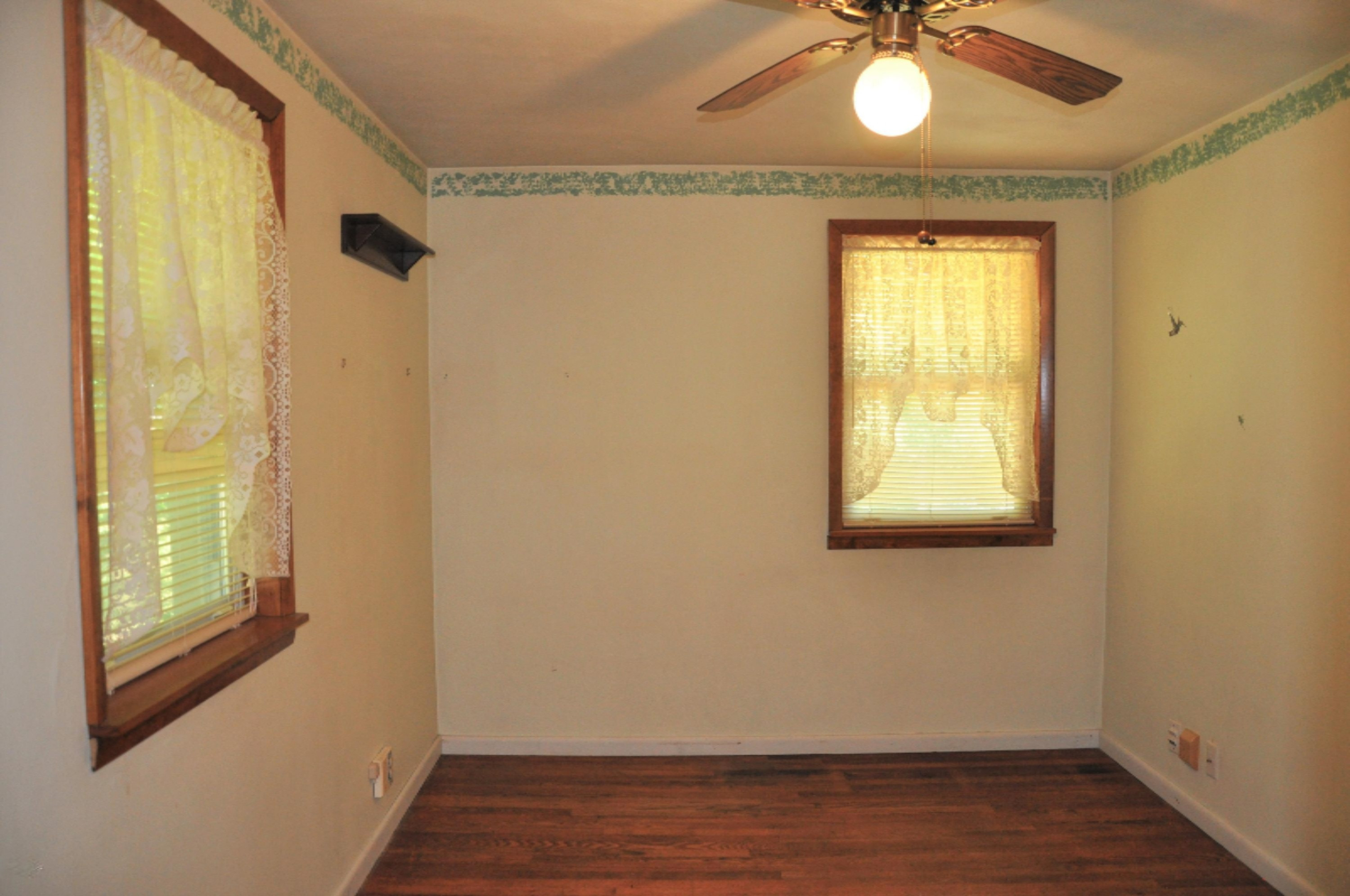 18150 North Fruitport Road Spring Lake, MI 49456 - Photo 22 of 41 17-Bedroom 1 - Main Level