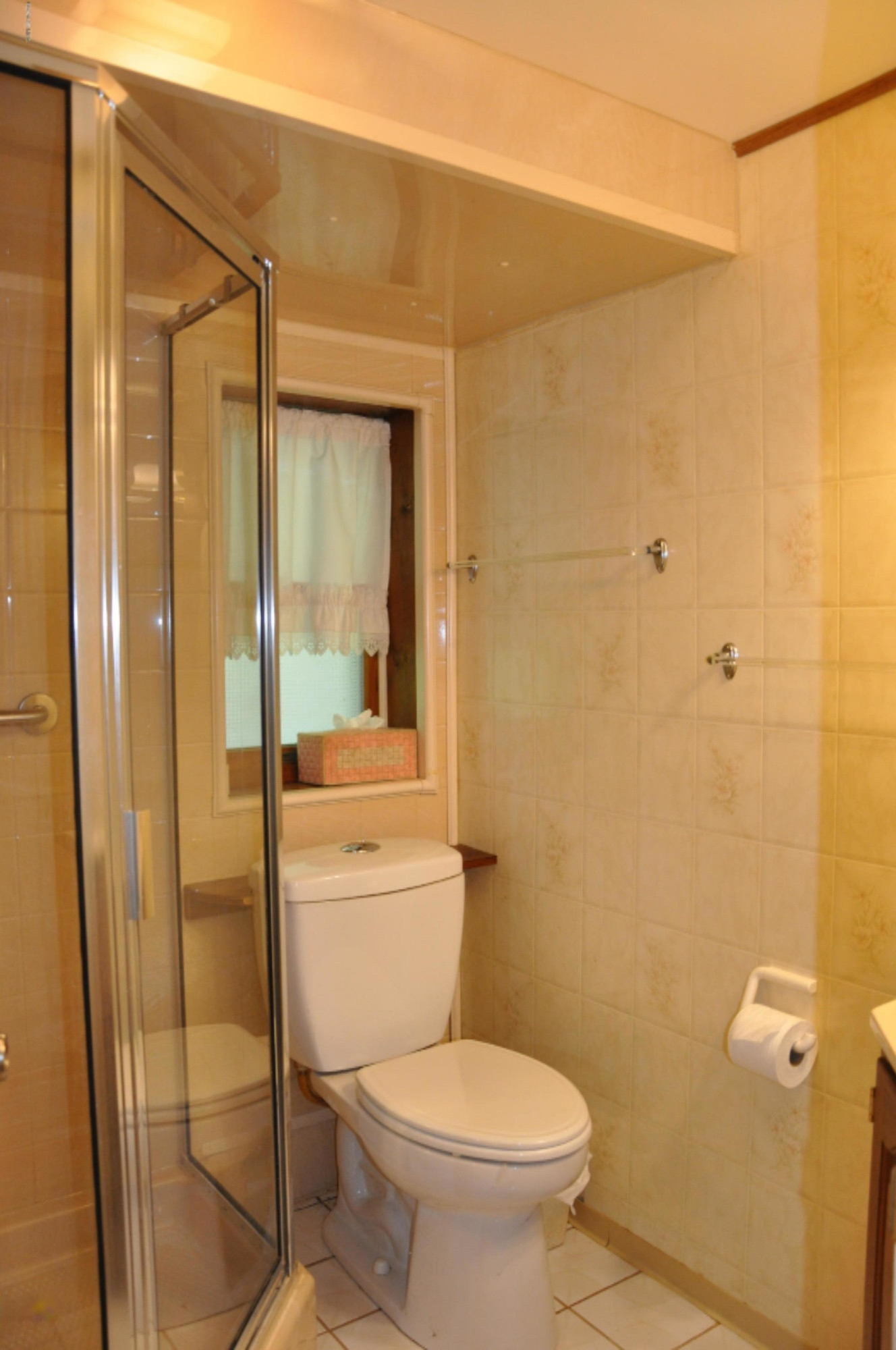 18150 North Fruitport Road Spring Lake, MI 49456 - Photo 35 of 41 35-Bathroom 2