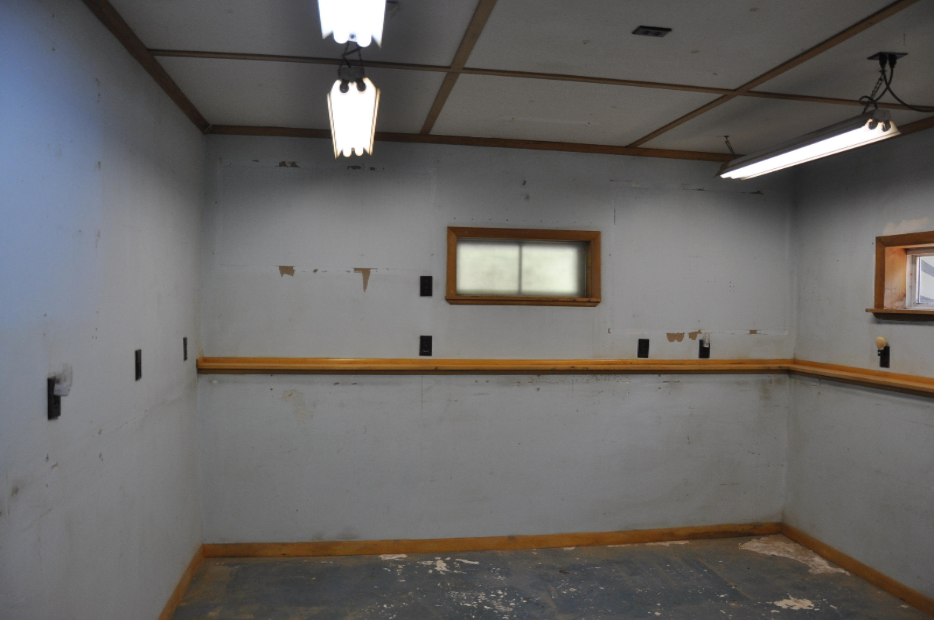 18150 North Fruitport Road Spring Lake, MI 49456 - Photo 39 of 41 40-Garage Storage Room