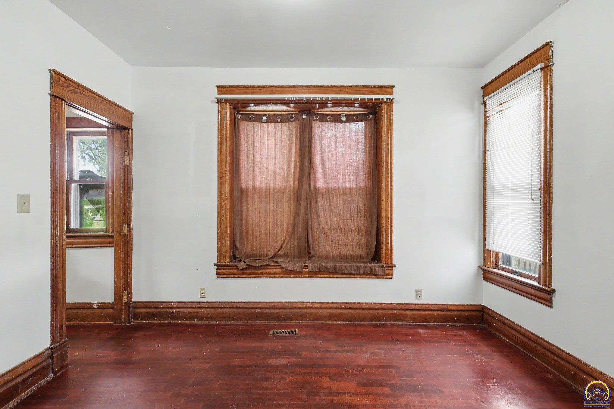 1500 Southwest Tyler Street Topeka, KS 66612 - Photo 13 of 21