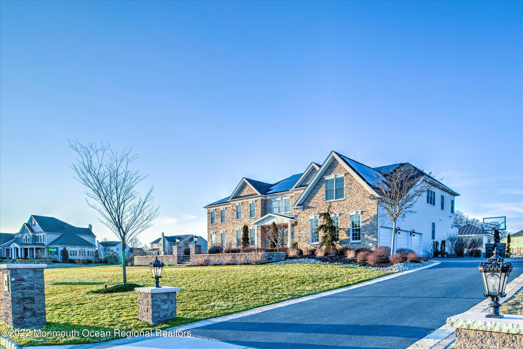33 Weathervane Circle Cream Ridge, NJ 08514 - Photo 11 of 54 FRONT33SIDE