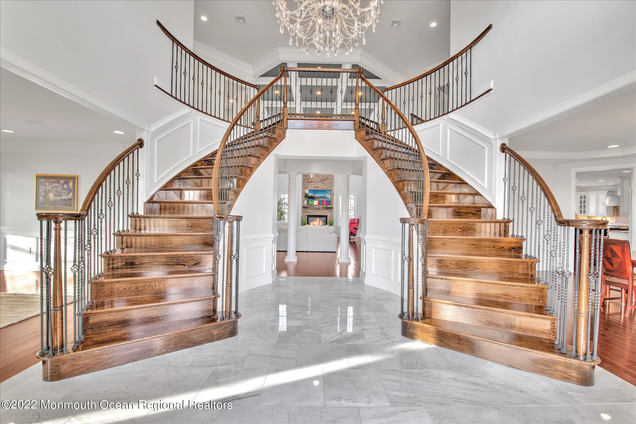 33 Weathervane Circle Cream Ridge, NJ 08514 - Photo 12 of 54 33ENTRY1