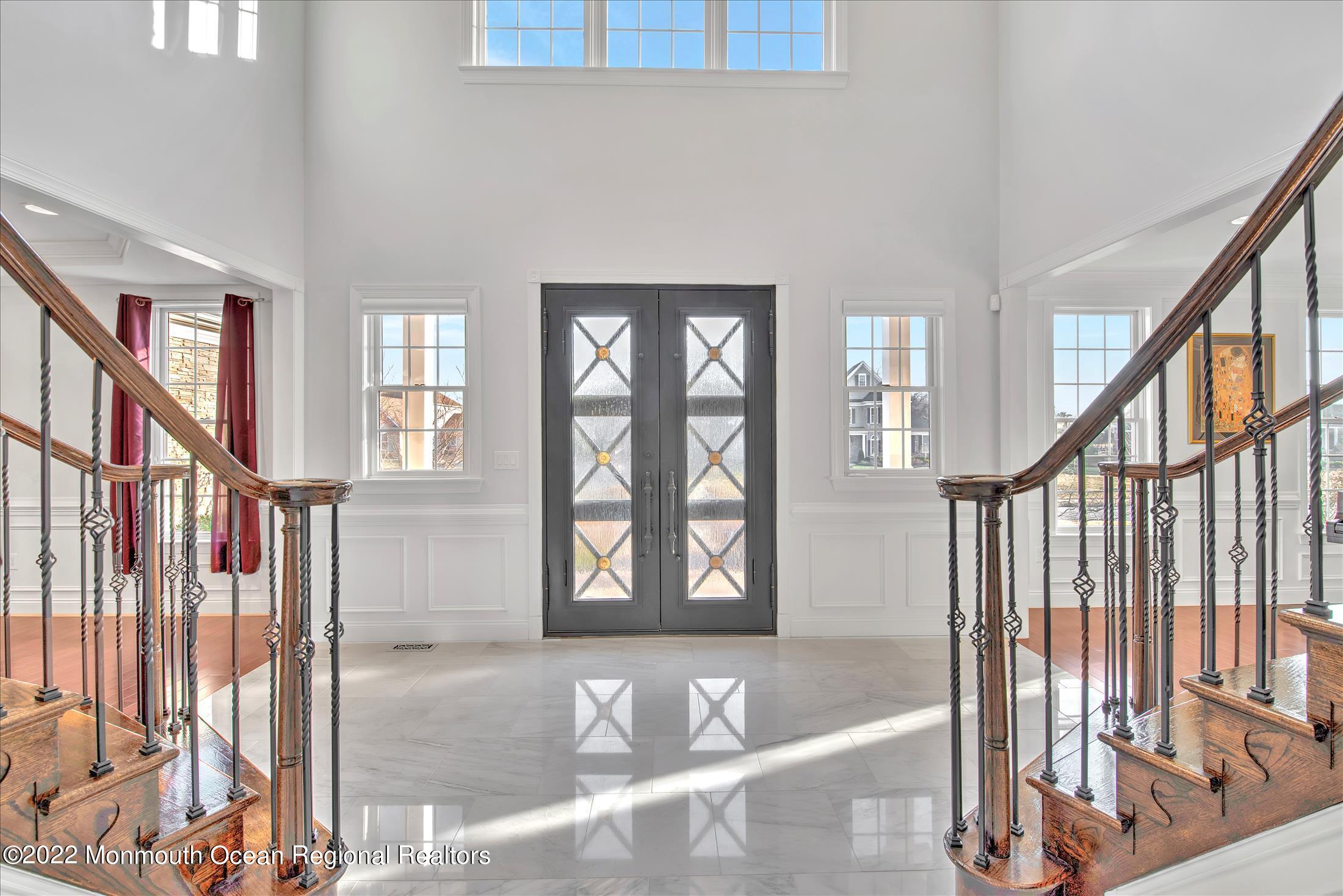 33 Weathervane Circle Cream Ridge, NJ 08514 - Photo 15 of 54 33ENTRY3