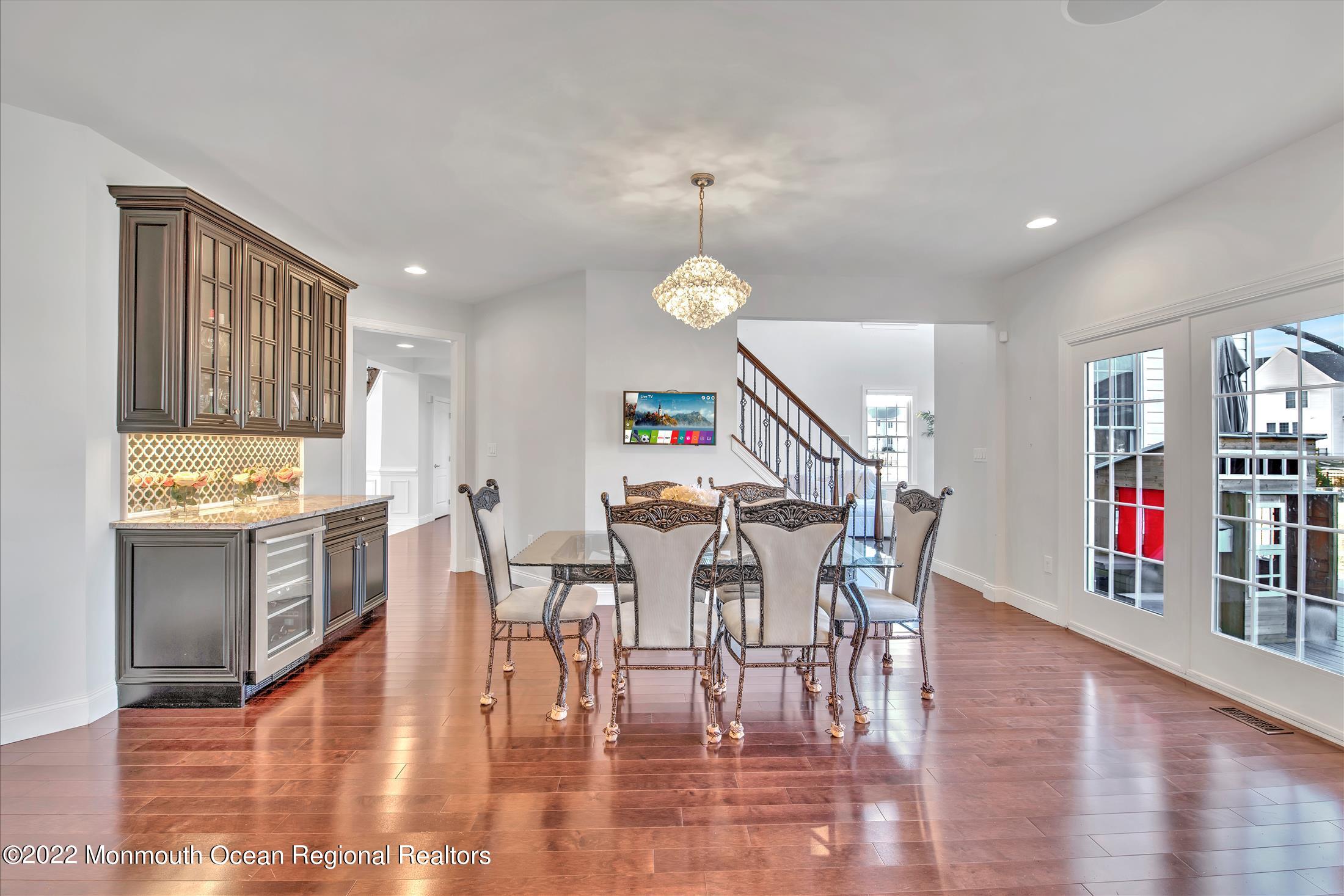 33 Weathervane Circle Cream Ridge, NJ 08514 - Photo 28 of 54 33KITCHEN9