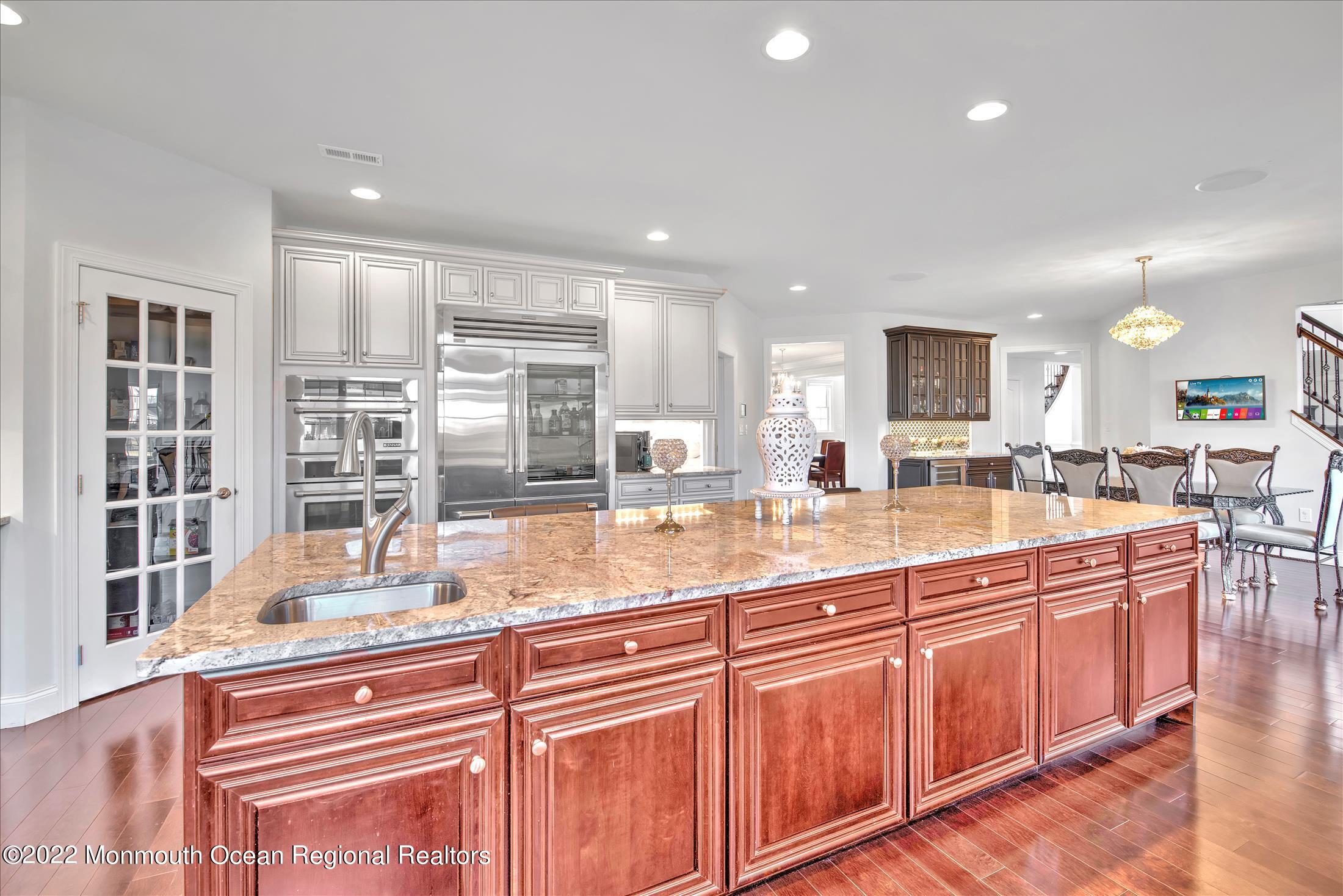 33 Weathervane Circle Cream Ridge, NJ 08514 - Photo 29 of 54 33KITCHEN8