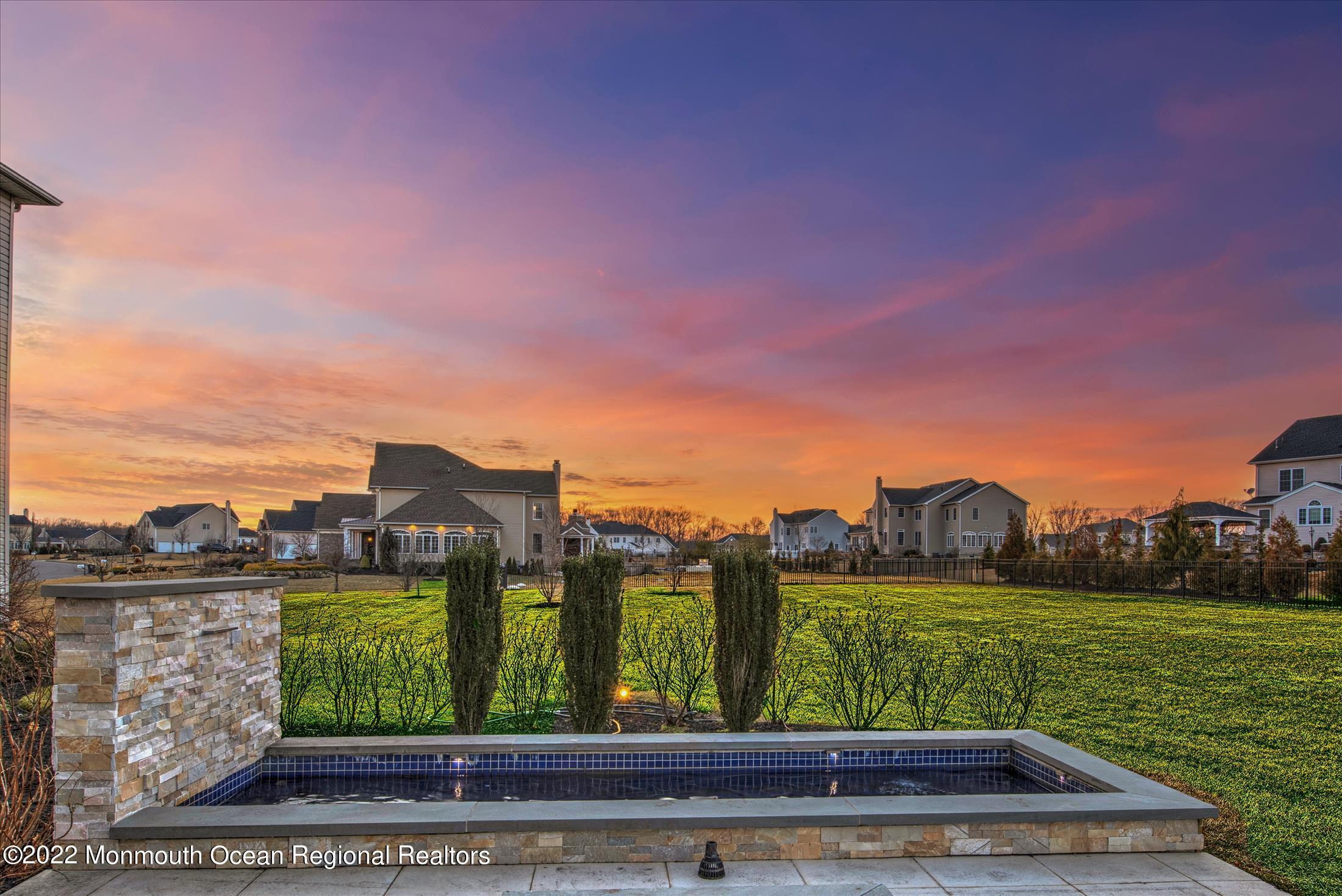 33 Weathervane Circle Cream Ridge, NJ 08514 - Photo 8 of 54 33newtwilight8