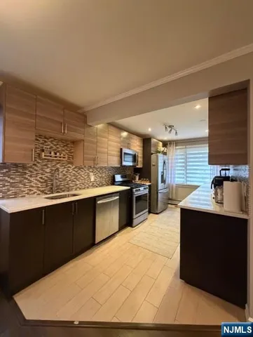 $5,500 | 75 Charlton Avenue, Lodi, NJ 07644