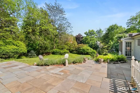 $1,695,000 | 28 East Lane, Darien, CT 06820