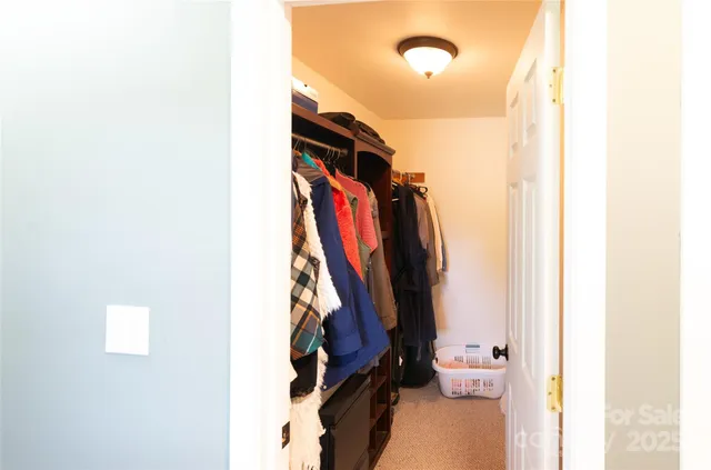 $549,900 | 26 Fred Smith Road, Tuckasegee, NC 28783