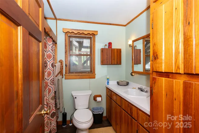 $549,900 | 26 Fred Smith Road, Tuckasegee, NC 28783