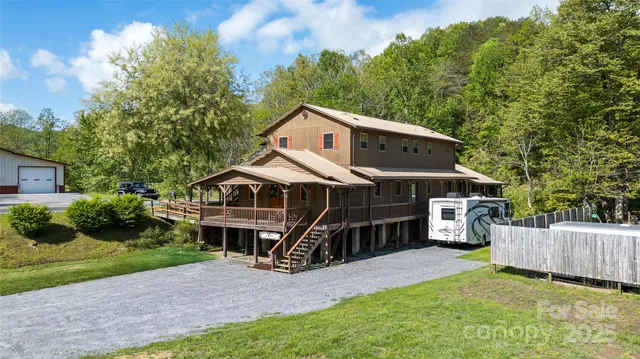 $549,900 | 26 Fred Smith Road, Tuckasegee, NC 28783