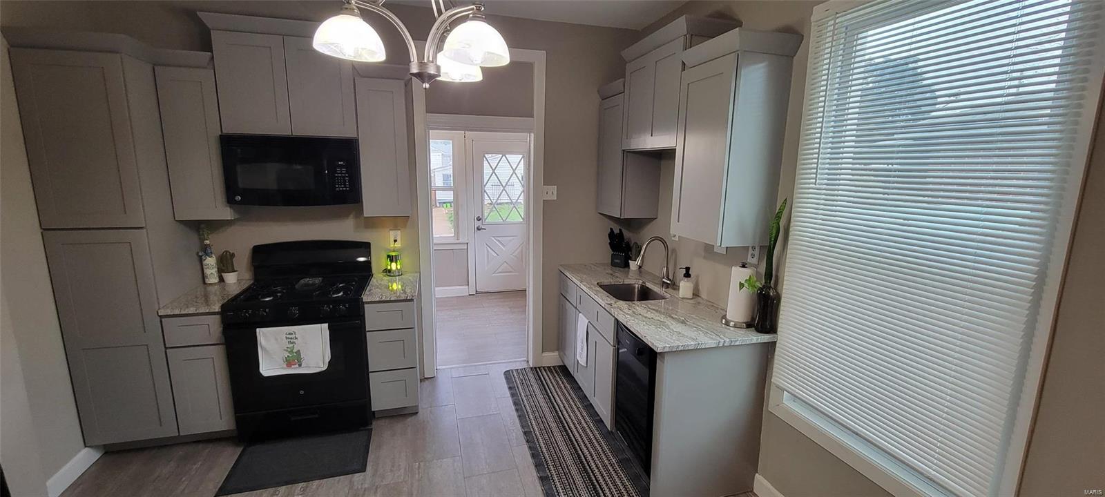 3729 Upton Street St. Louis, MO 63116 - Photo 6 of 20