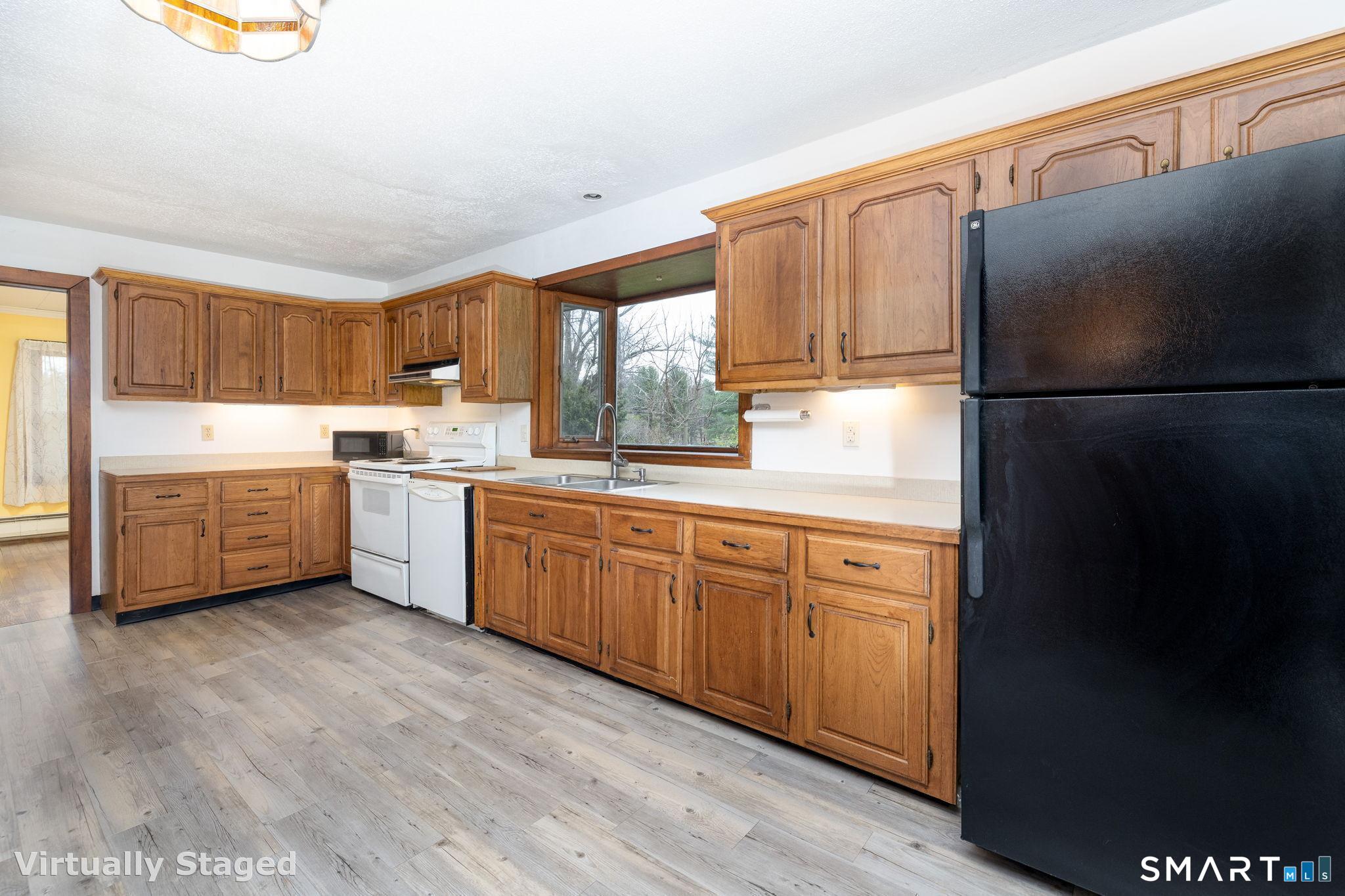 24 Rose Street Sprague, CT 06330 - Photo 11 of 39