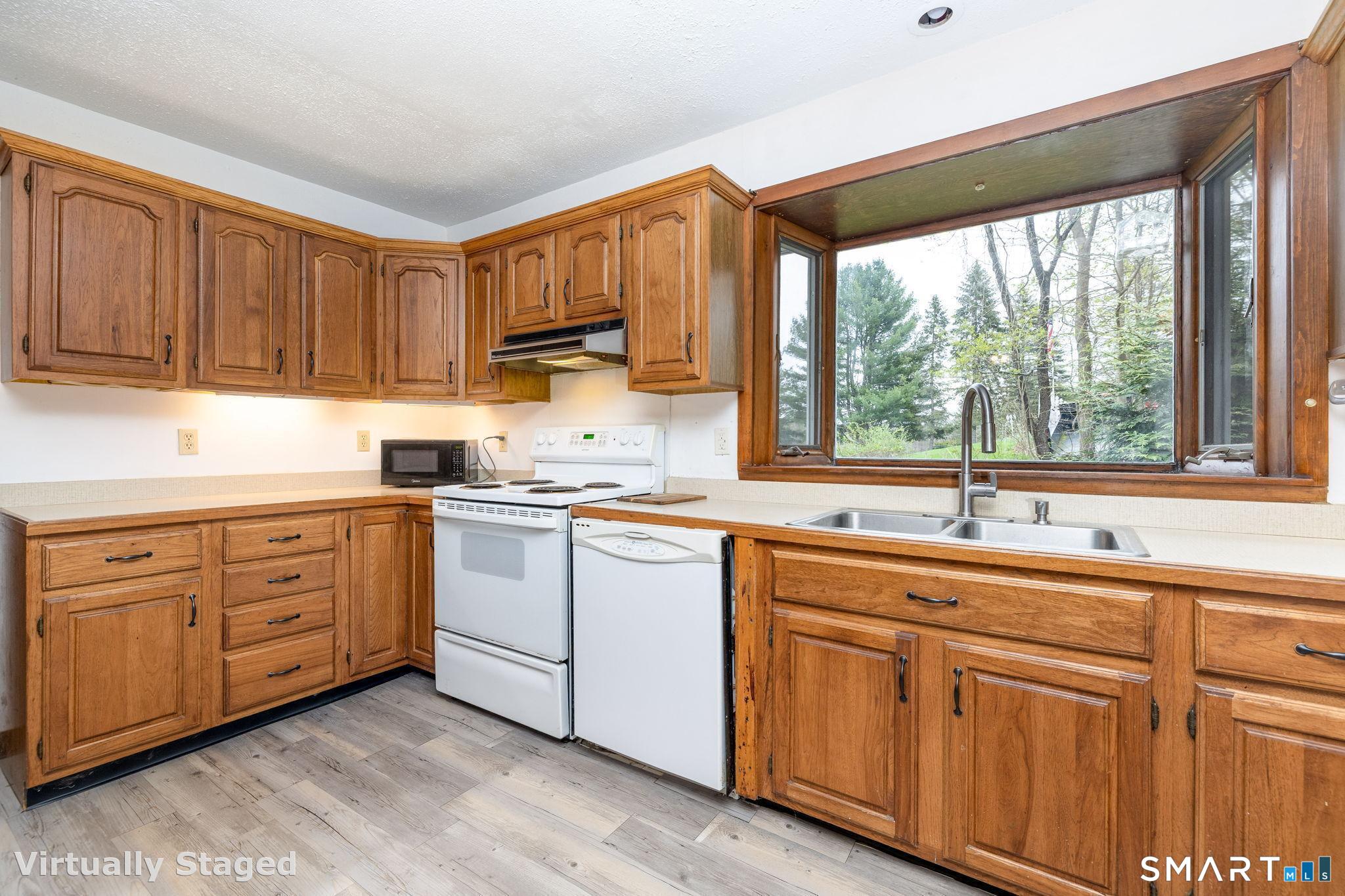 24 Rose Street Sprague, CT 06330 - Photo 12 of 39