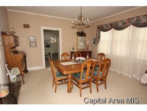 1021 North 1st Street Springfield, IL 62702 - Photo 7 of 12