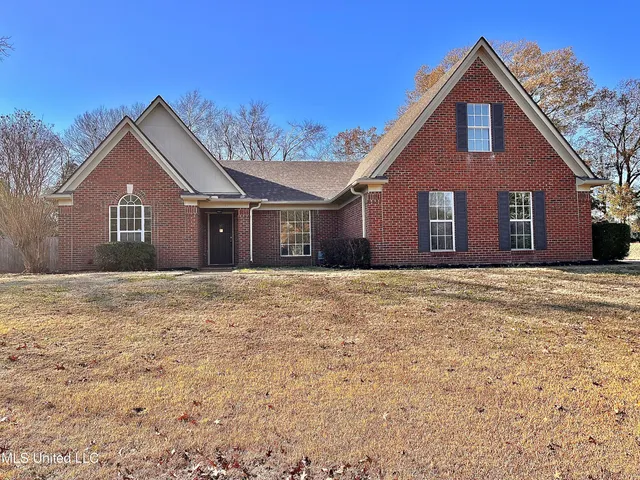 $415,000 | 33 Foxwood Circle East, Unit W, Hernando, MS 38632