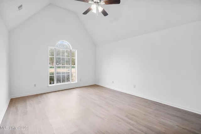 $415,000 | 33 Foxwood Circle East, Unit W, Hernando, MS 38632