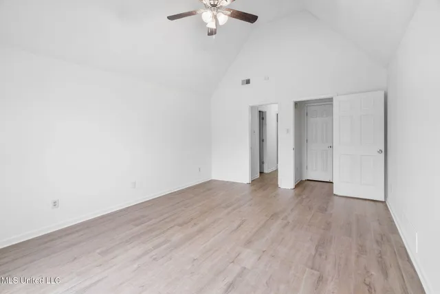 $415,000 | 33 Foxwood Circle East, Unit W, Hernando, MS 38632