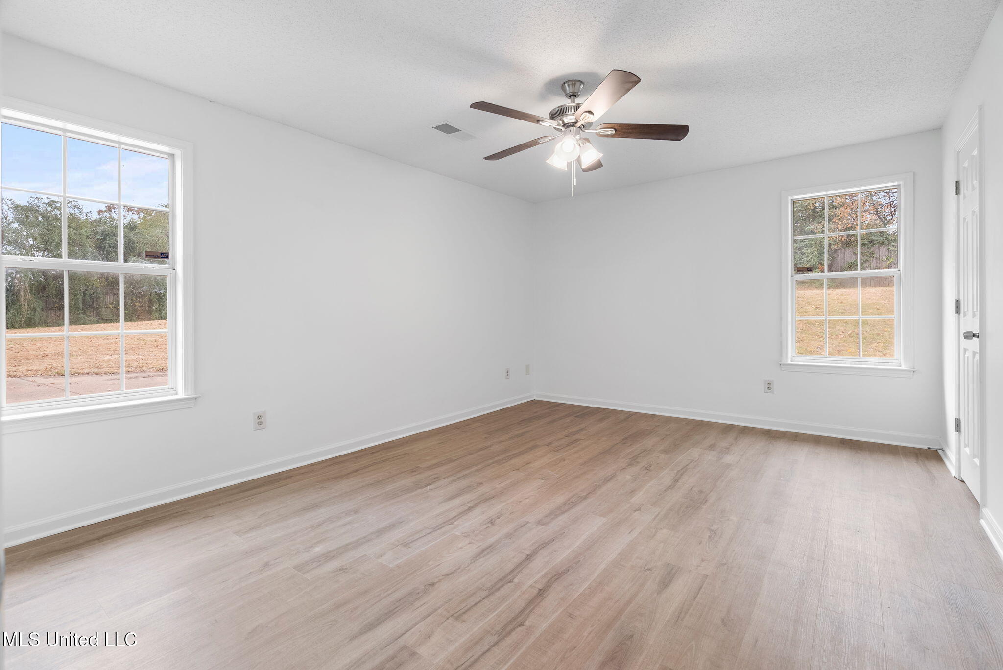 33 Foxwood Circle East, Unit W Hernando, MS 38632 - Photo 24 of 40 Bedroom 4