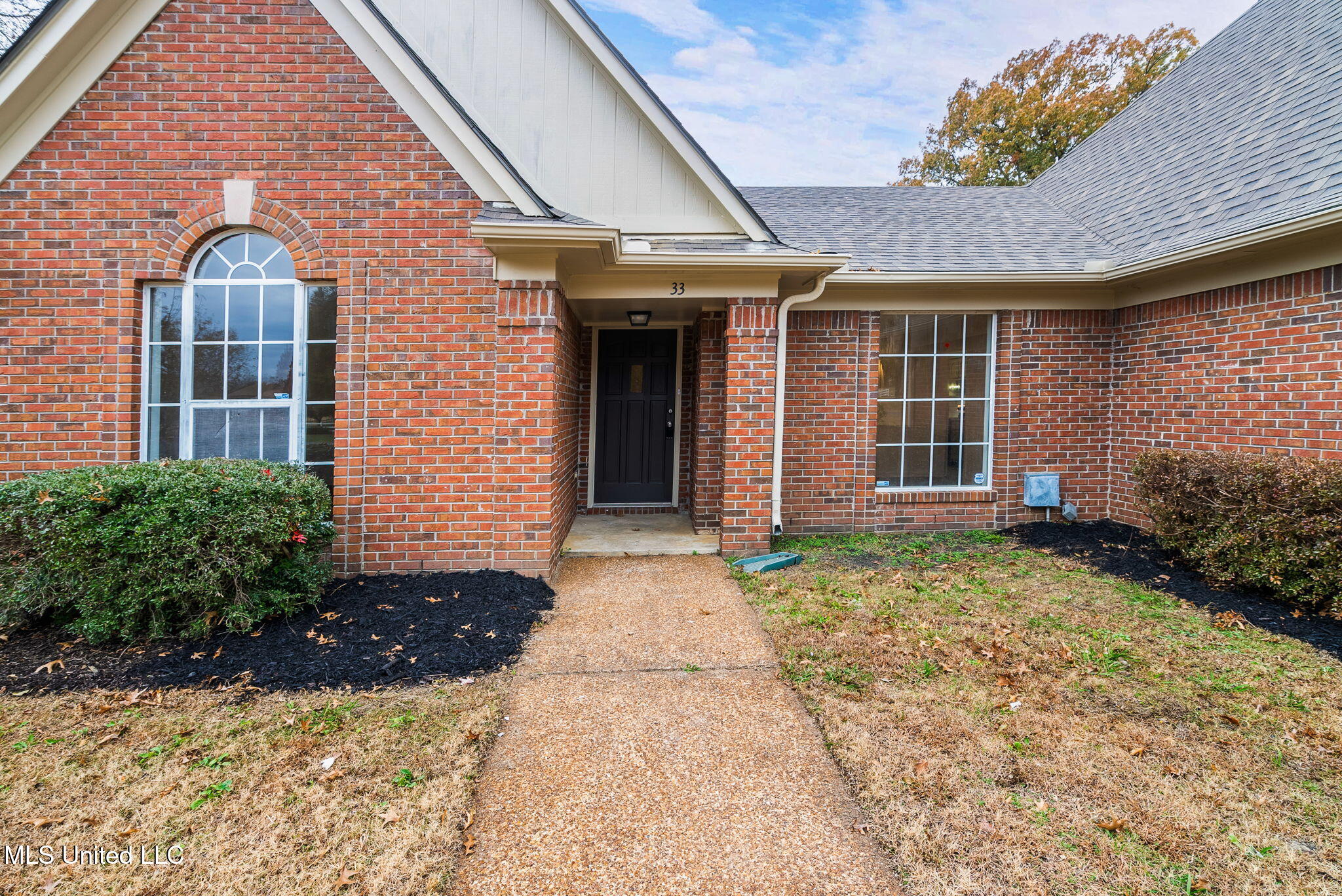 33 Foxwood Circle East, Unit W Hernando, MS 38632 - Photo 3 of 40 Front porch