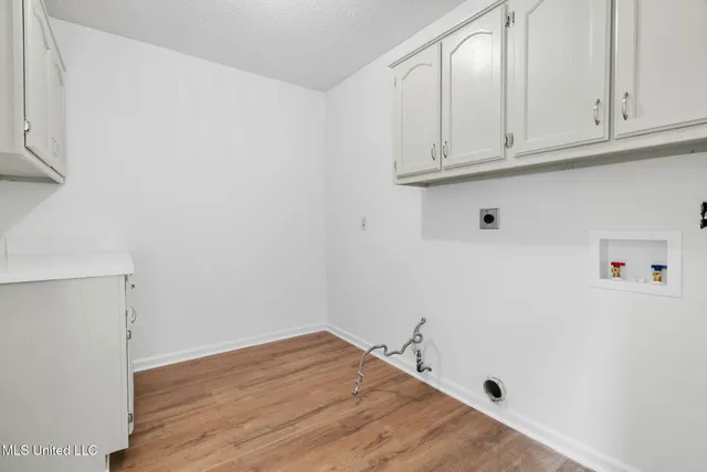 $415,000 | 33 Foxwood Circle East, Unit W, Hernando, MS 38632