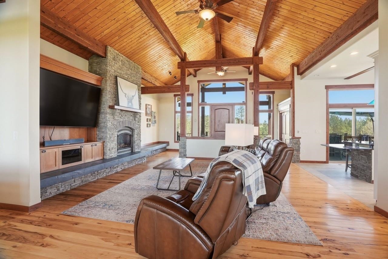 10510 South Baltimore Road Spokane, WA 99223 - Photo 9 of 50