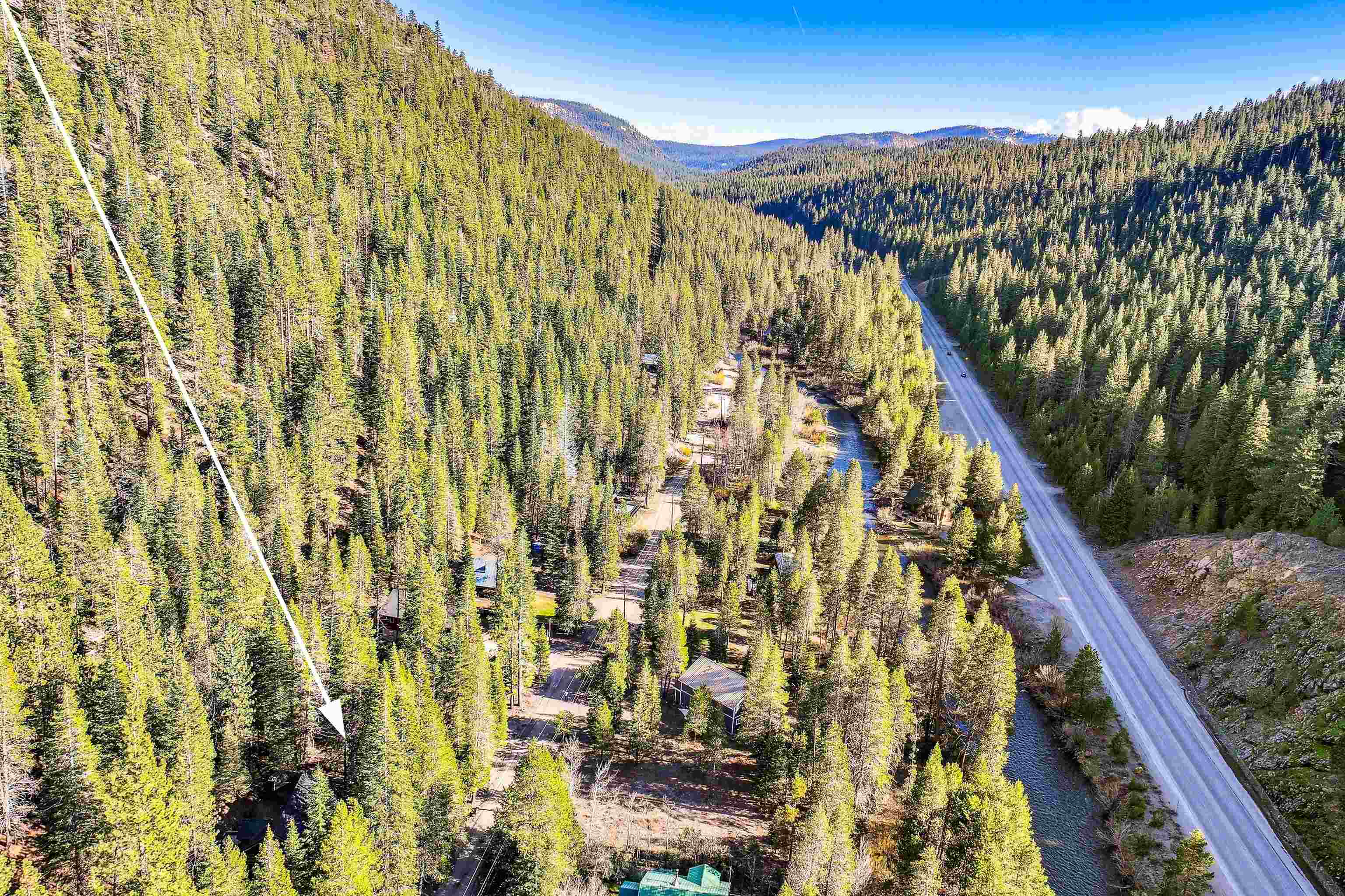 7898 River Road Truckee, CA 96161 - Photo 3 of 20 a view of balcony with outer view