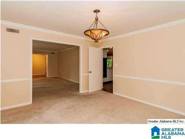 3348 Hermitage Road Birmingham, AL 35223 - Photo 7 of 32