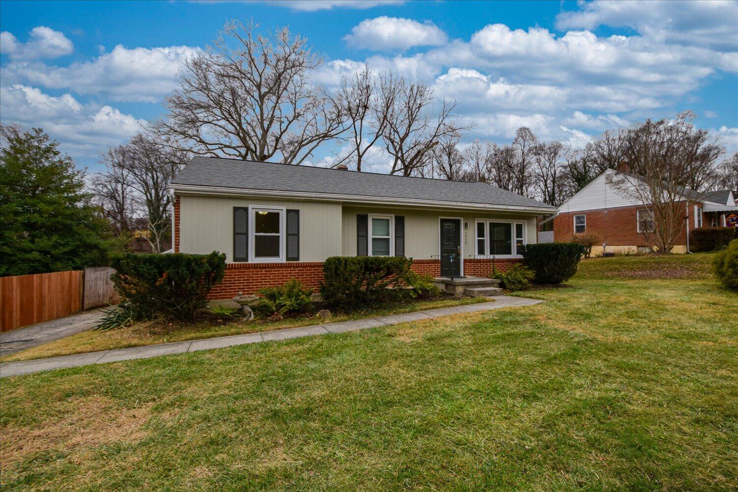 4846 Showalter Road Northwest Roanoke, VA 24017 - Photo 1 of 29 4846 Showalter Rd