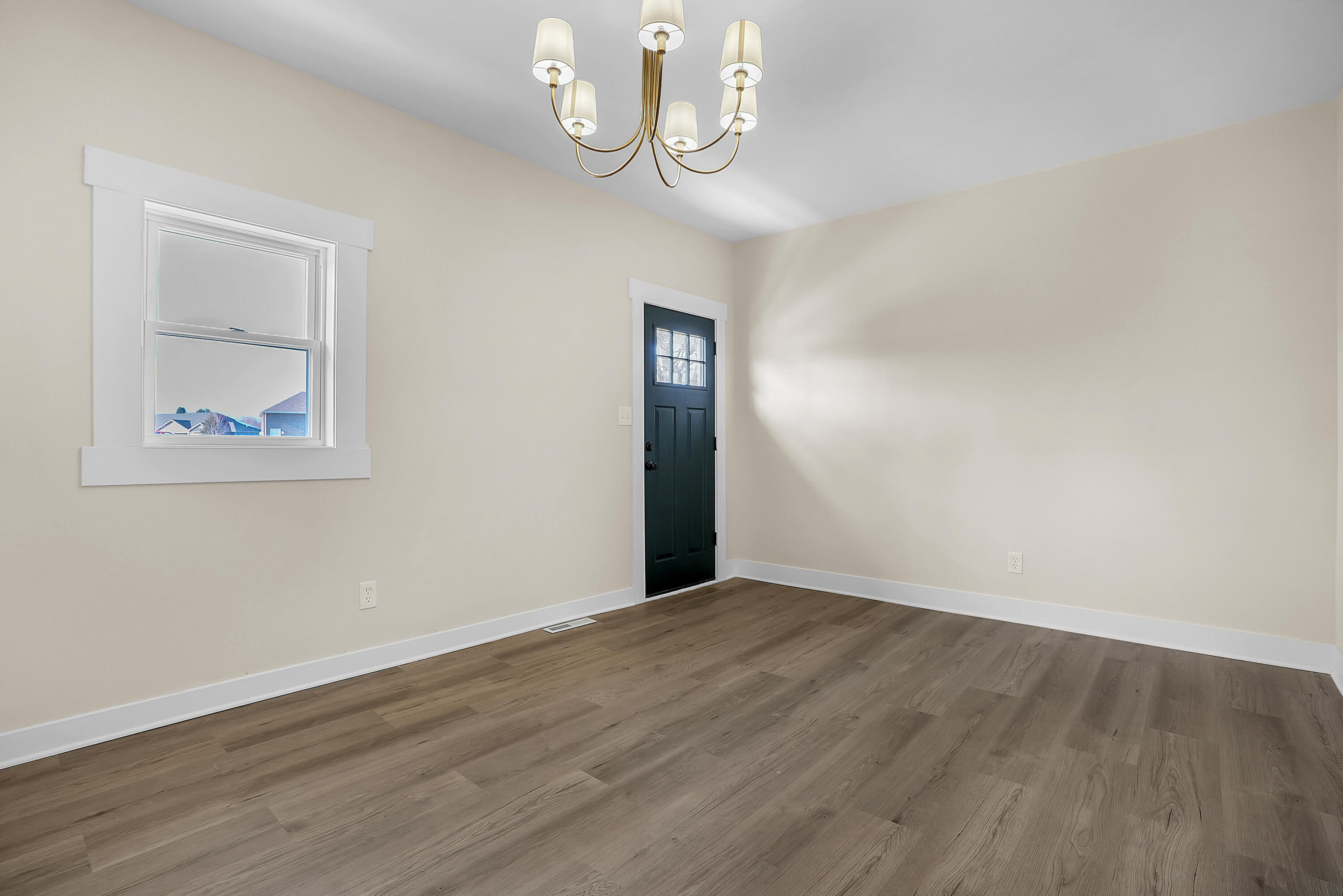 1952 Hayes Leonard Road Valparaiso, IN 46385 - Photo 23 of 42 a view of empty room with wooden floor