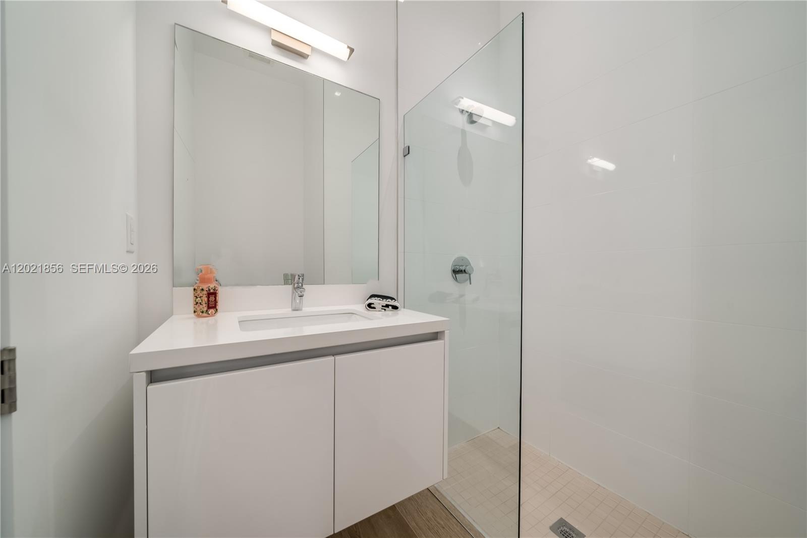 16600 Sunset Way Weston, FL 33326 - Photo 43 of 80