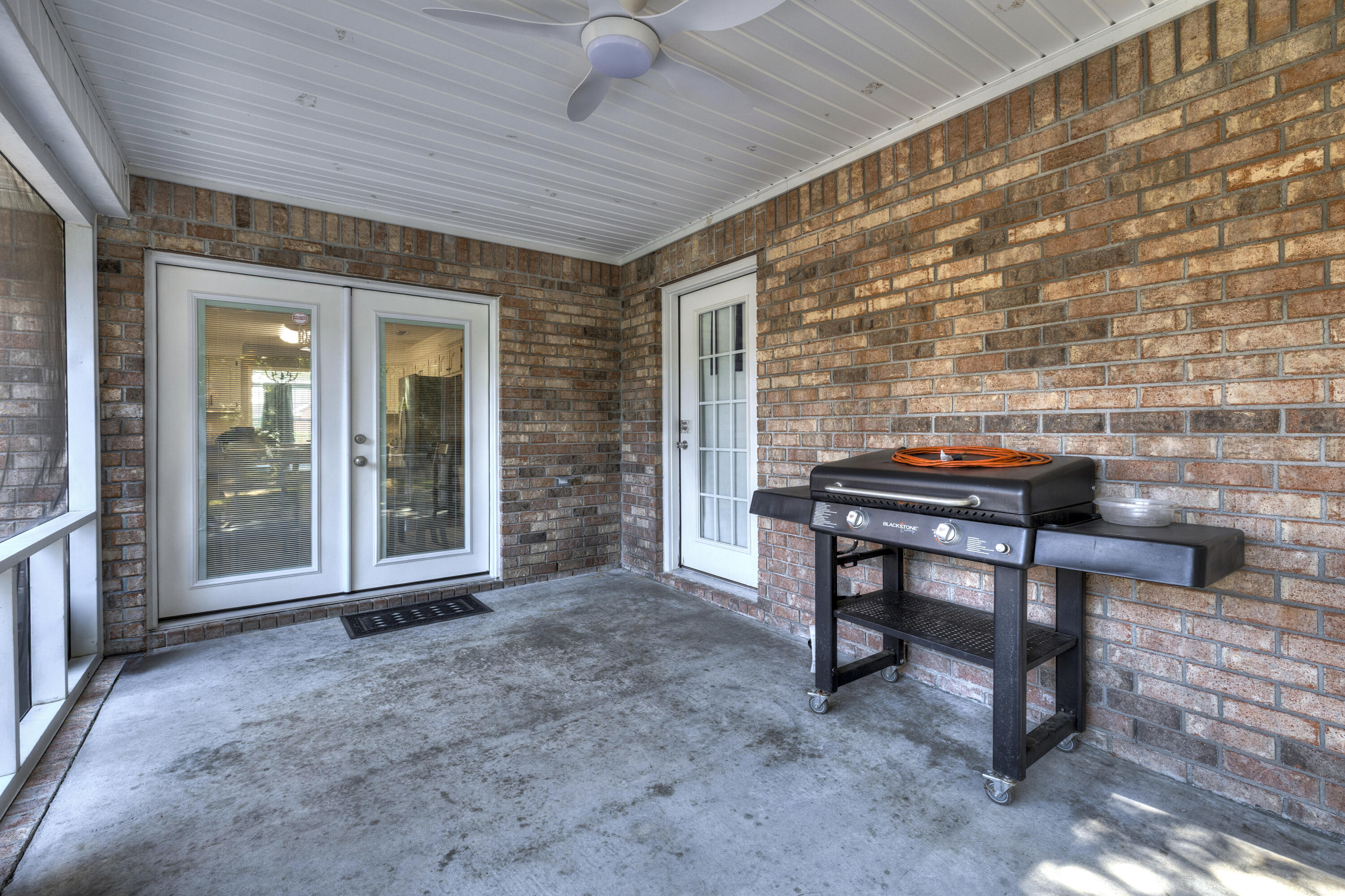 1111 Nicole Drive Manning, SC 29102 - Photo 9 of 45 09