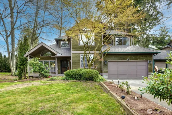 $820,000 | 1505 North Lake Stickney Drive, Lynnwood, WA 98087