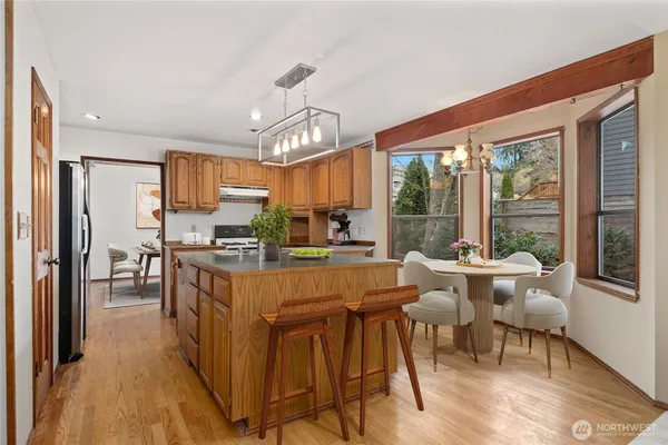 $820,000 | 1505 North Lake Stickney Drive, Lynnwood, WA 98087