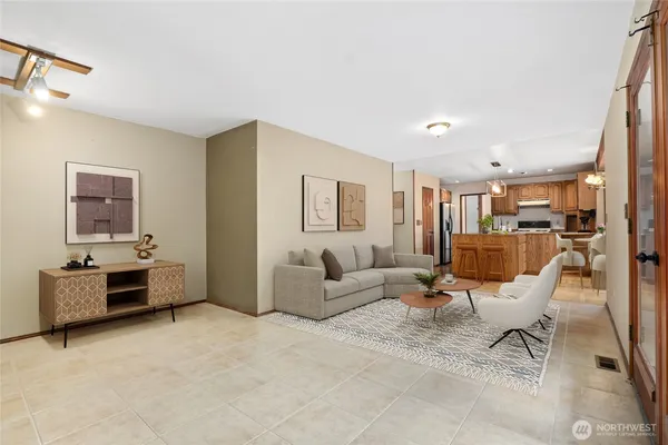 $820,000 | 1505 North Lake Stickney Drive, Lynnwood, WA 98087