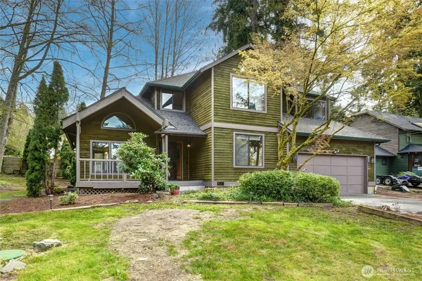 $820,000 | 1505 North Lake Stickney Drive, Lynnwood, WA 98087