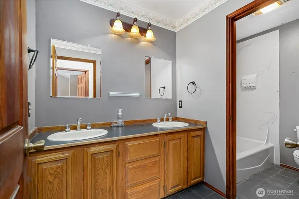 $820,000 | 1505 North Lake Stickney Drive, Lynnwood, WA 98087