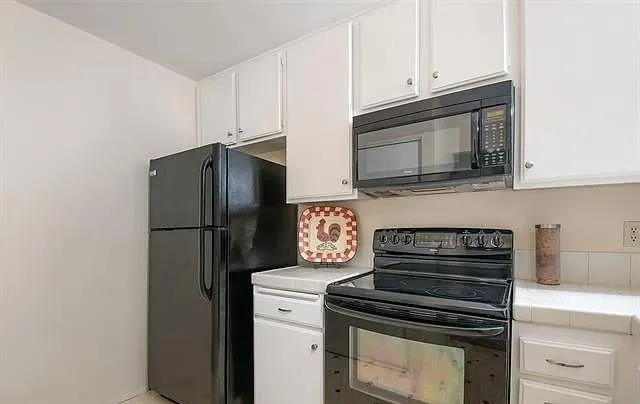 $1,850 | 4225 Porte De Palmas, San Diego, CA 92122