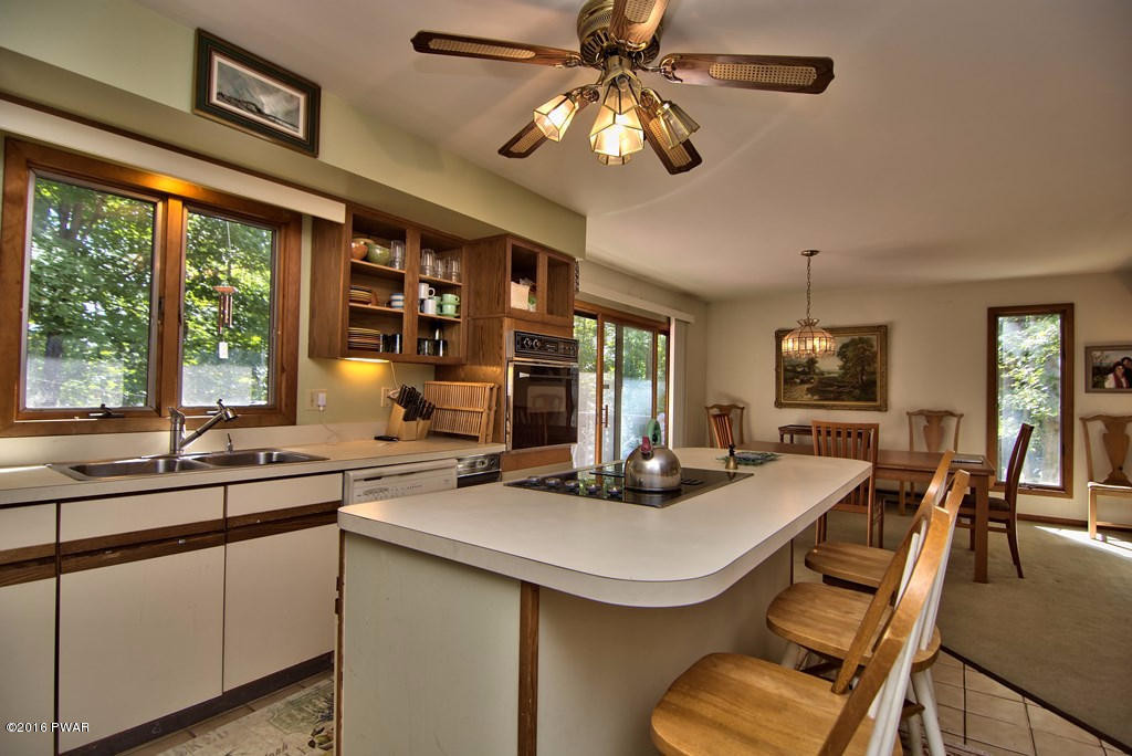 1593 Ridgeview Drive Lake Ariel, PA 18436 - Photo 9 of 68