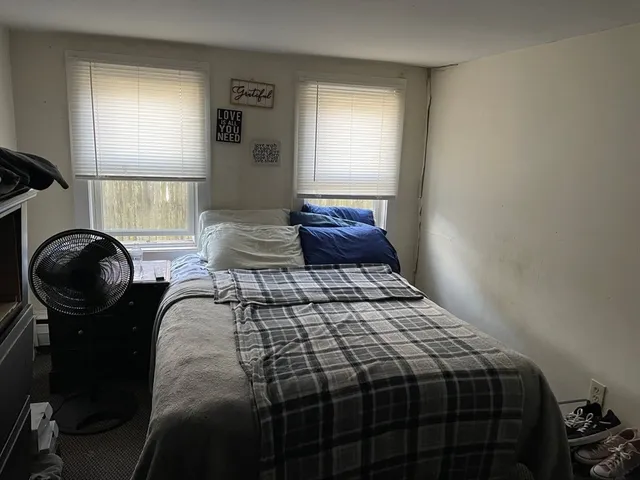 $2,200 | 54 Longwood Avenue, Unit 11, Wareham, MA 02558