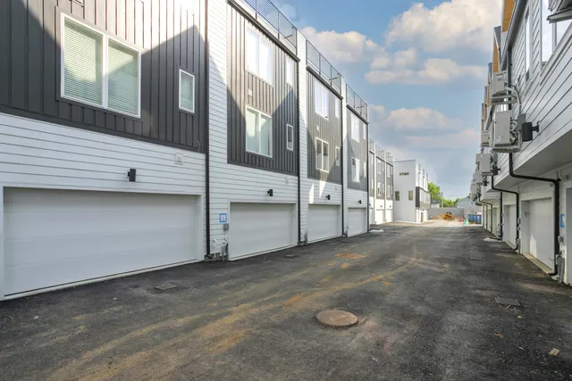 $2,500 | 522 Cliff Drive, Nashville, TN 37218