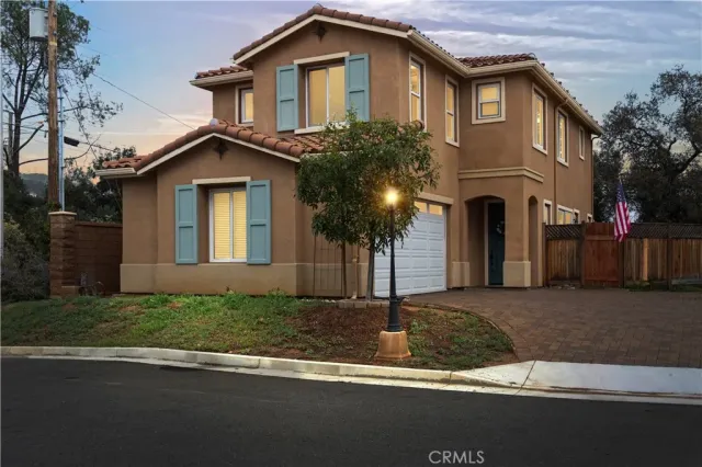 $1,135,900 | 2010 Brentwood Place, Claremont, CA 91711