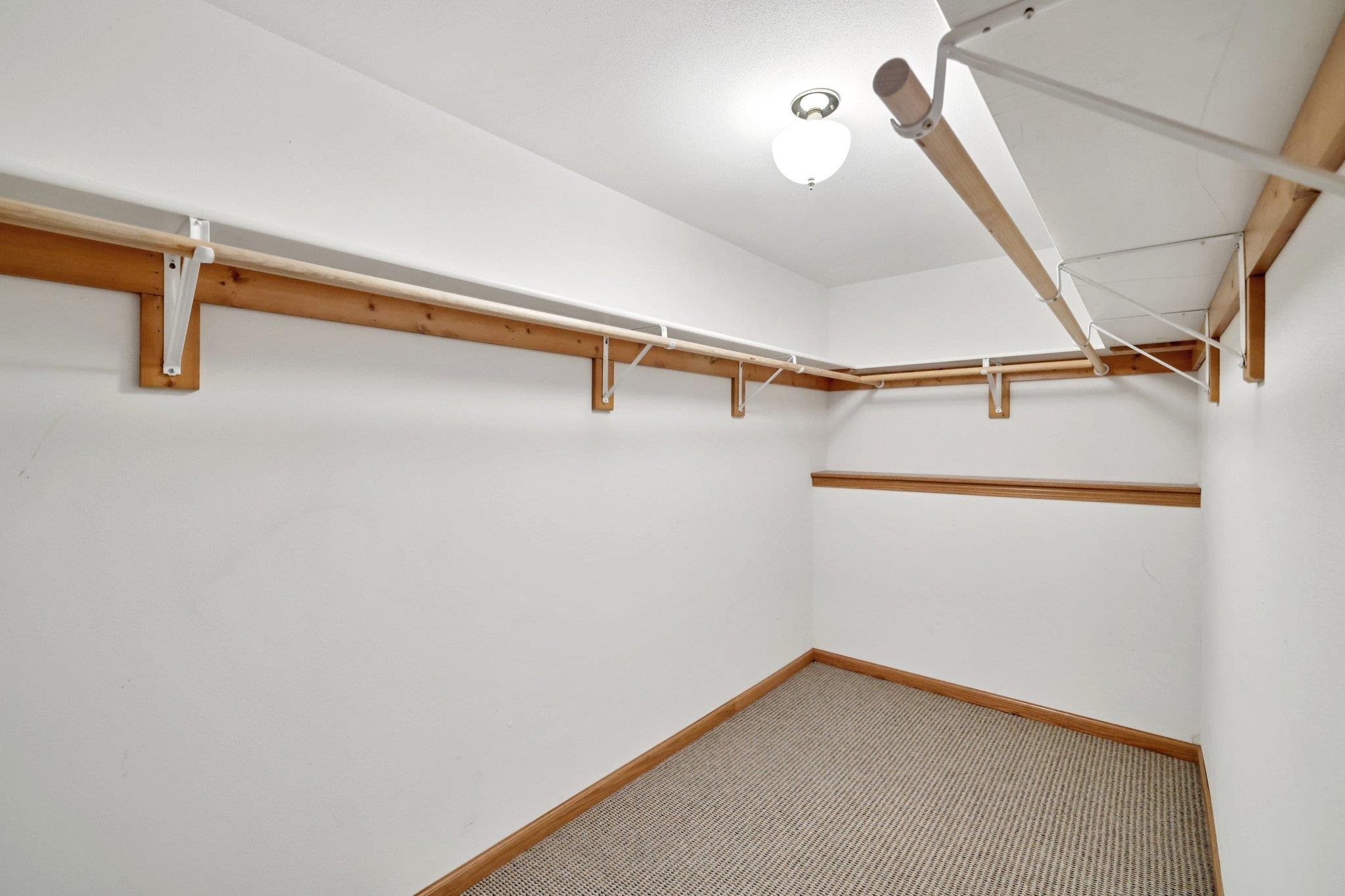 1027 Melvin Court Madison, WI 53704 - Photo 17 of 24