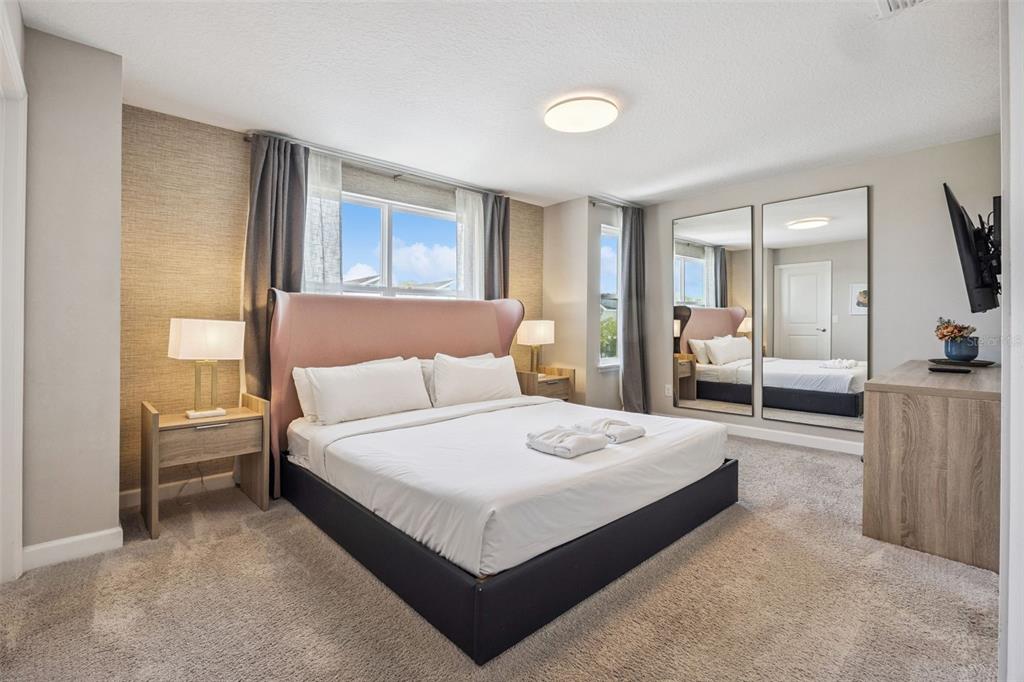 8008 Formosa Valley Place Kissimmee, FL 34747 - Photo 16 of 55